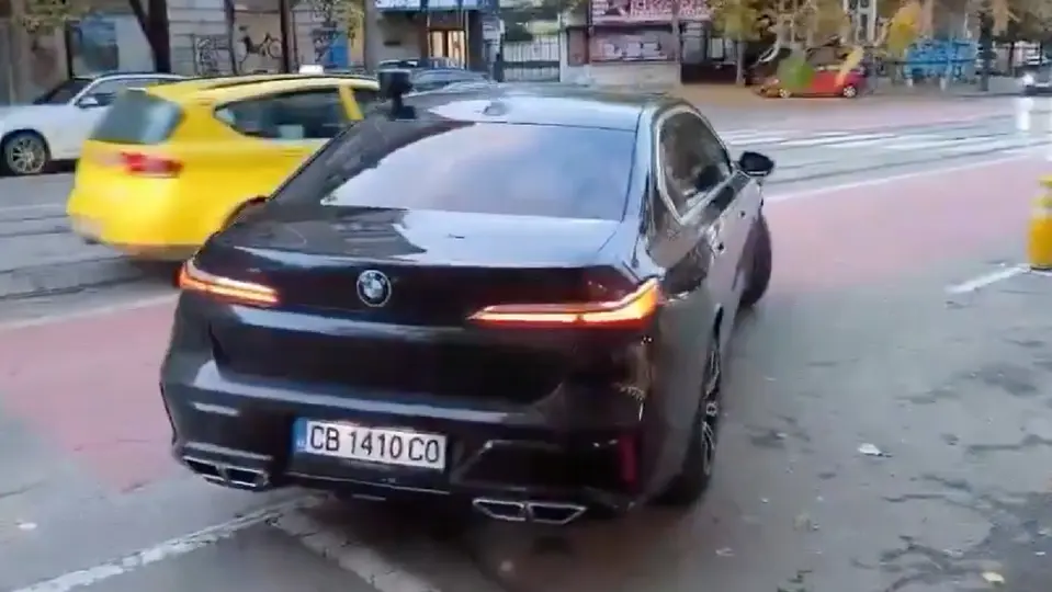 La reportera tuvo que ser trasladada a urgencias por las lesiones sufridas / Especial