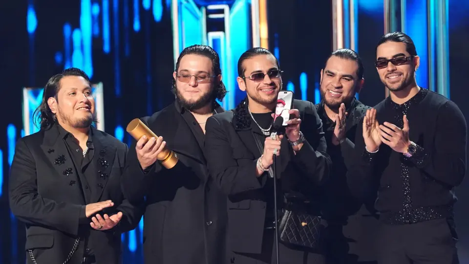 Premios Billboard de la Música Latina 2026: lista completa de ganadores; Fuerza Regida arrasa