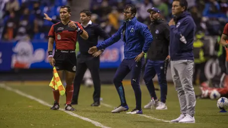 Pol Lorente, preparador físico del Tri, será el auxiliar de Javier Aguirre ante la salida de Toni Amor