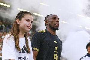 Julián Quiñones previo al partido entre México y Ecuador en octubre de 2025 | MEXSPORT