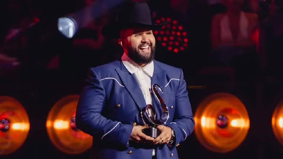 Carín León es un multiganador de Premios Grammy/IG: @carinleonoficial