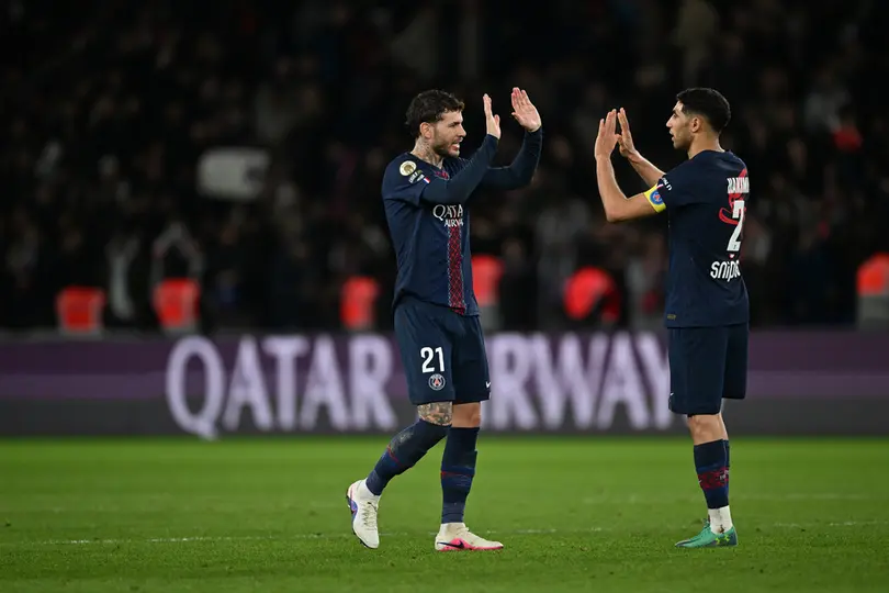 Lucas Hernández y Hakimi durante un partido de PSG en la Ligue 1 | AP