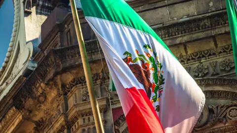 La bandera de México es uno de los símbolos patrios más importantes y se conmemora cada 24 de febrero./ Pixabay