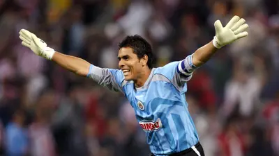 Oswaldo Sánchez se rinde ante Tala Rangel: “El portero titular de la Selección está definido”