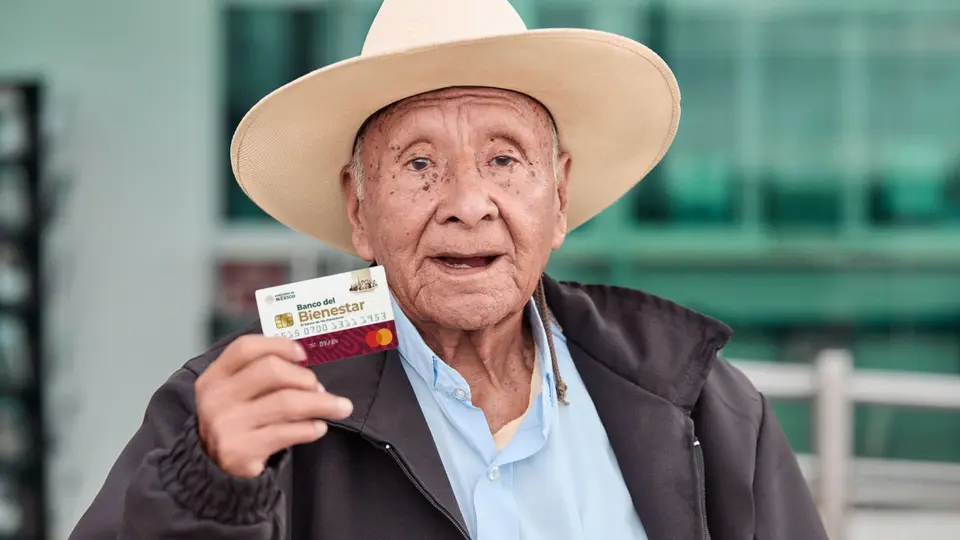 La Pensión para Adultos Mayores entrega 6,400 pesos bimestrales en 2026./ Programas del Bienestar