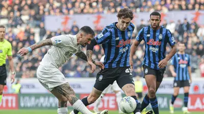 Aficionado del Napoli es apuñalado por su esposa; se encuentra fuera de peligro
