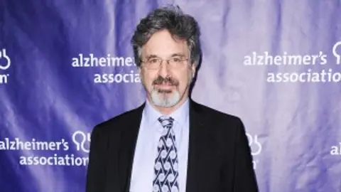 Robert Carradine fue parte de una dinastía actoral encabezada por su padre, John Carradine. / AP