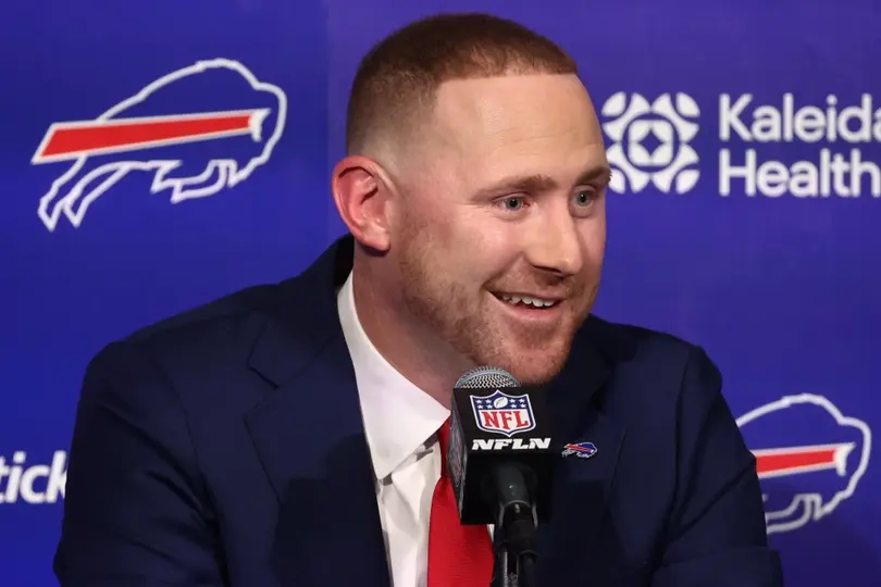 Joe Brady, entrenador en jefe de Bills | AP