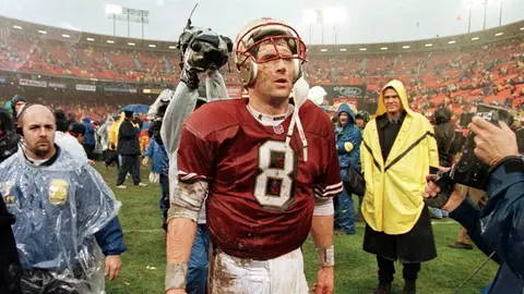 Steve Young con los San Francisco 49ers | AFP