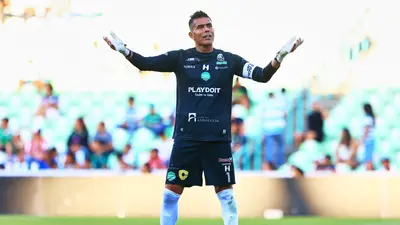 Oswaldo Sánchez da a conocer a su portero favorito para el Mundial