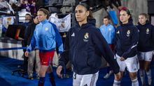 Jugadoras de Barcelona y Real Madrid salen al campo en los Cuartos de Final de la Copa de la Reina 2025-26 | GROSBY GROUP
