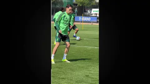 Álvaro Fidalgo en la práctica del Tricolor. l RÉCORD