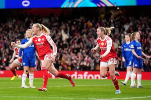 Stina Blackstenius celebra su gol en el partido de Arsenal contra Chelsea en la Champions League Femenina | AP