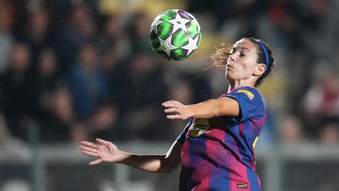 Aitana Bonmatí en acción con Barcelona durante la Fase de Grupos de la Champions League | AP