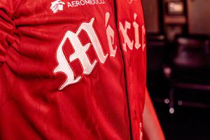 Diablos Rojos del México presentaron sus nuevo uniforme | X @DiablosRojosMX