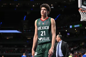 Karim López, basquetbolista mexicano, se declara elegible para el Draft 2026 de la NBA