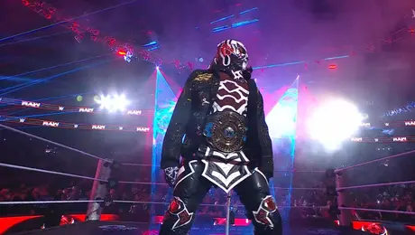¡Penta va por otra prueba en Raw! Enfrentará a Rusev en Texas