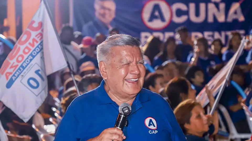 César Acuña, candidato presidencial peruano del partido APP. / X: @CesarAcunaP