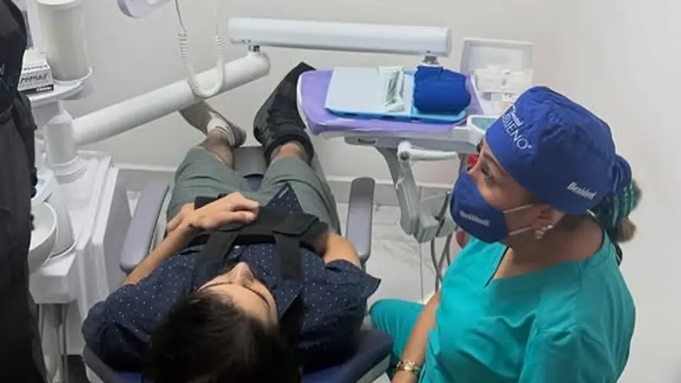 Imágenes recientes muestran al actor durante una consulta médica tras el accidente. / IG @emiliomoralespr