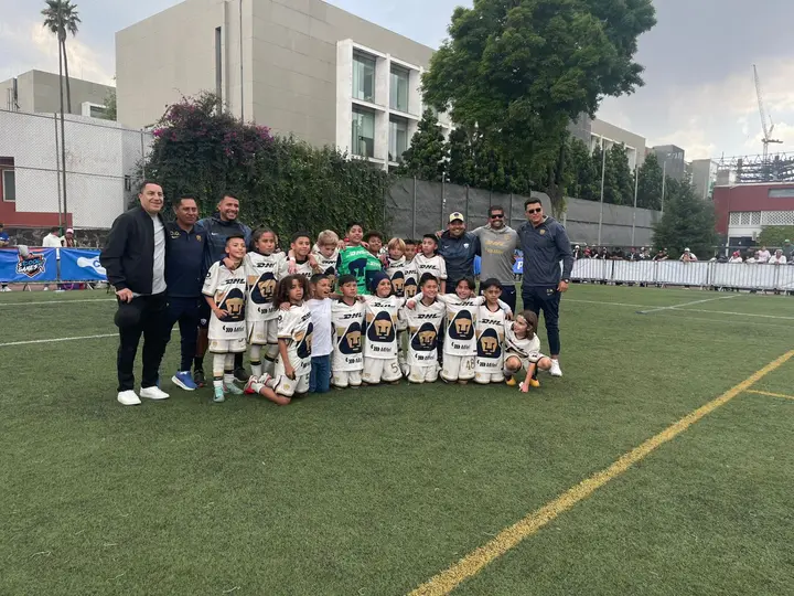 Pumas Sub-10 l X:PumasMXCantera