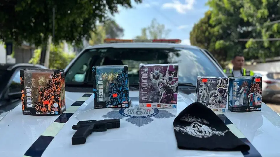 Las piezas de colección fueron sustraídas de una plaza comercial de Zapopan/IG: @policiadezapopan