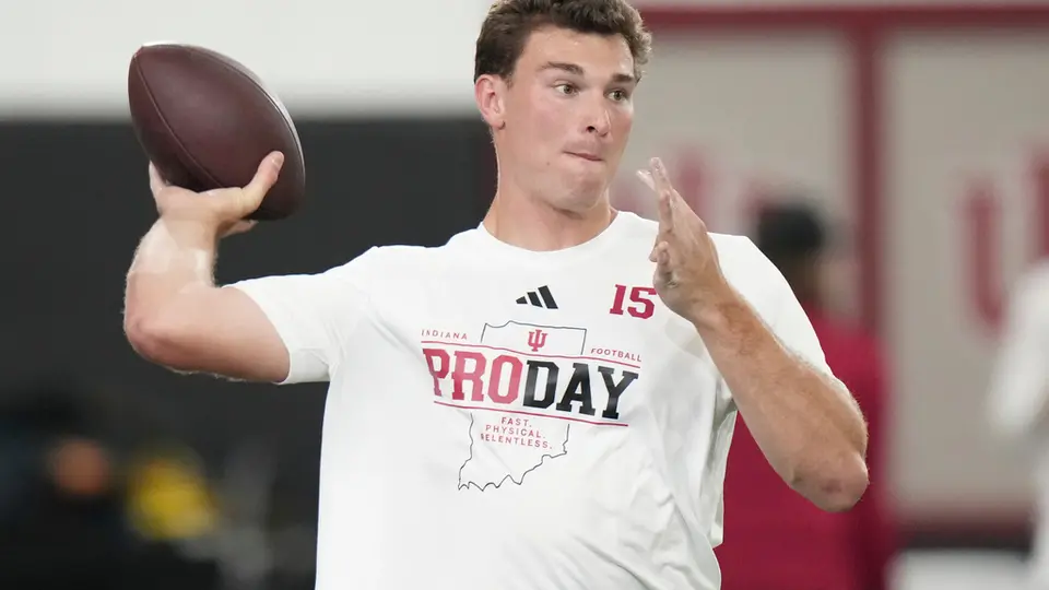 Fernando Mendoza durante el Pro Day de la NFL | AP