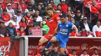 Paulinho y Erik Lira en el partido de Toluca contra Cruz Azul en el Clausura 2026 de Liga MX | IMAGO 7