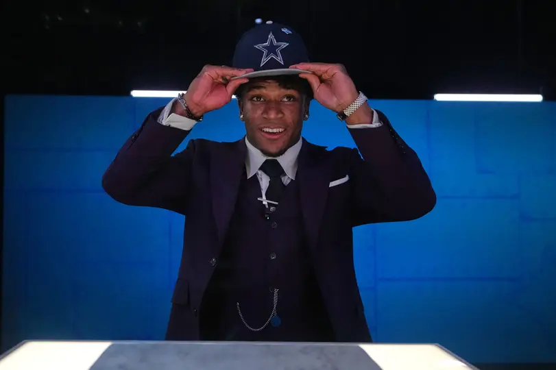 Caleb Downs elegido por los Cowboys en el Draft 2026 de la NFL | AP