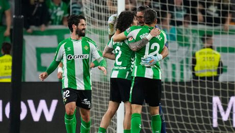 Real Betis le arranca el empate al Real Madrid y mantiene viva la pelea europea