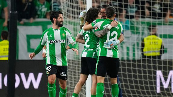 Real Betis le arranca el empate al Real Madrid y mantiene viva la pelea europea