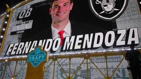 ¡Sin sorpresas! Raiders eligen a Fernando Mendoza en la primera selección del Draft 2026 de la NFL