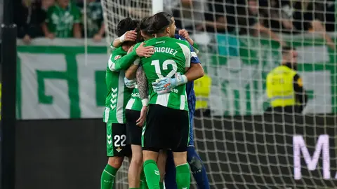 Real Betis celebrando el gol de Héctor Bellerín
