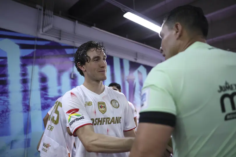 Marcel Ruiz y 'Gato' Ortiz en el partido de Mazatlán vs Toluca del Clausura 2026 de la Liga MX | IMAGO 7