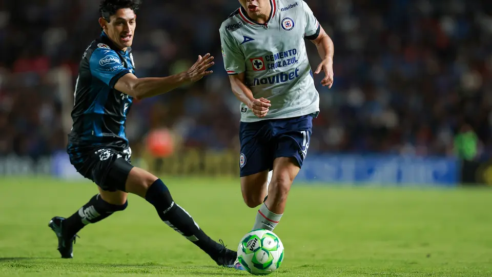 Charly Rodríguez en partido con Cruz Azul en el Clausura 2026 de la Liga MX | MEXSPORT