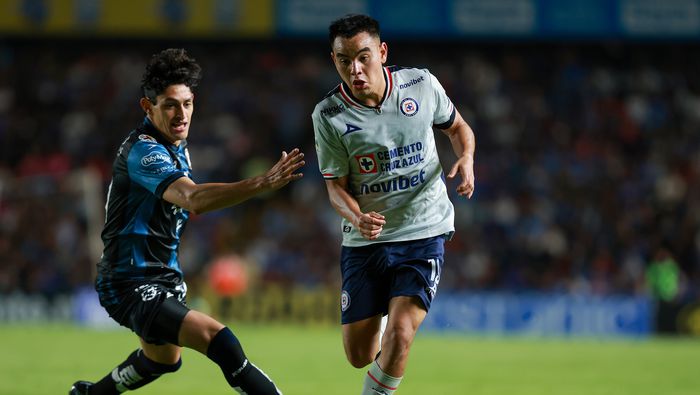 Charly Rodríguez en partido con Cruz Azul en el Clausura 2026 de la Liga MX | MEXSPORT