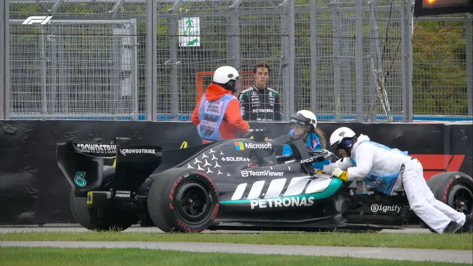 Los comisarios retiran el auto de Russell en el Gran Premio de Canadá 2026 | X: @F1