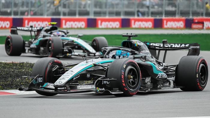 George Russell y Andrea Kimi Antonelli en la pelea en el Gran Premio de Canadá | AP