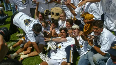 ¿Se repite la historia? El día que Arsenal y Pumas compartieron la gloria del campeonato