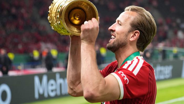 Harry Kane celebra con Bayern Munich en la Copa de Alemania | AP