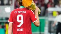 Harry Kane celebra con Bayern Munich en la Copa de Alemania | AP
