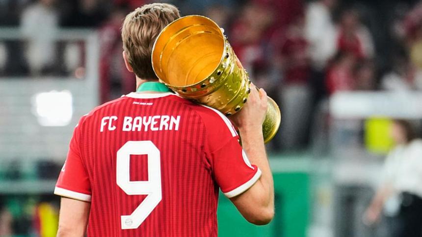 Harry Kane celebra con Bayern Munich en la Copa de Alemania | AP