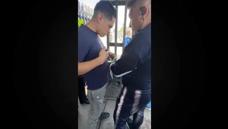 ¡Agarraron a falsificadores! Aficionados son arrestados antes de la Final Pumas vs Cruz Azul