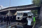 Policía de la Ciudad de México 'recibe' a afición universitaria en las inmediaciones de CU