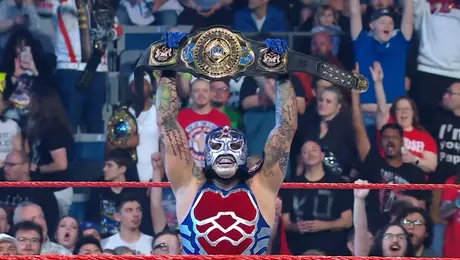 ¡Penta vuelve a retener! Resultados de Saturday Night's Main Event