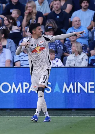 Ruvalcaba ante Sporting KC l X:NewYorkRedBulls