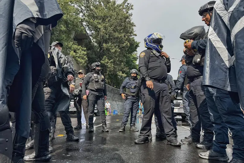 Elementos de seguridad antes de la Final del CL26 | MIGUEL PONTÓN