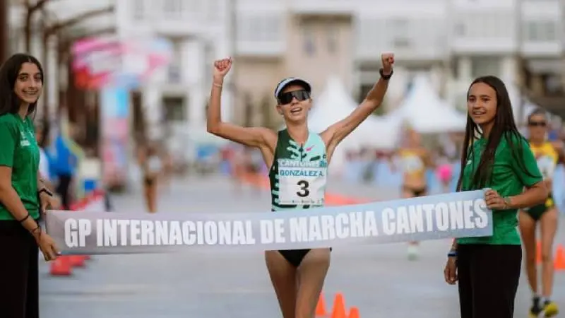 Alegna González ganadora del Maratón | IG:@gpcantones