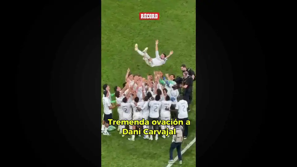 ¡TREMENDA OVACIÓN! Así despidió el Real Madrid a Dani Carvajal