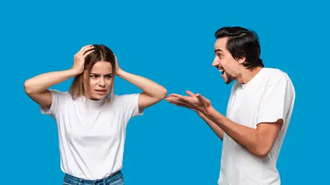No fue lo que hizo antes de conocerla… fue lo que esa versión de él le hizo imaginar después. / iStock