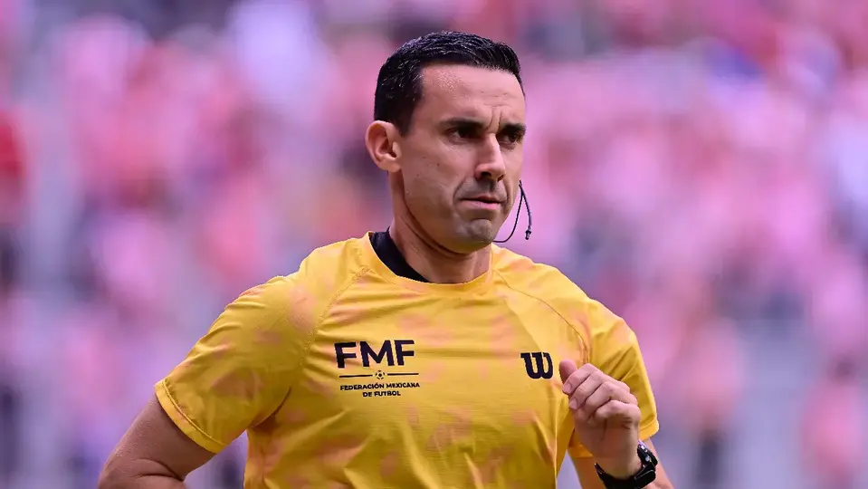 César Arturo Ramos, árbitro mexicano | MEXSPORT